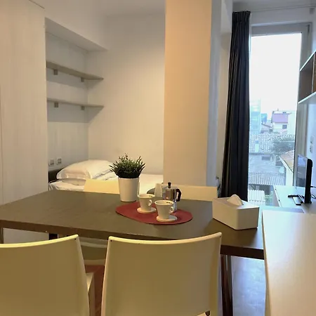 Ariston - Zona Centro Apartament