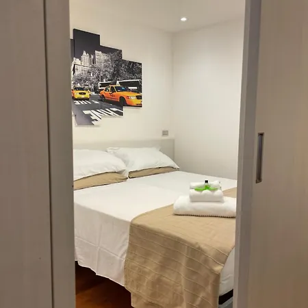 Ariston - Zona Centro Apartament
