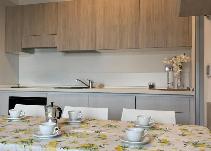 Residenze Ariston - Centralissimi - Narramondo * جوليانوفا