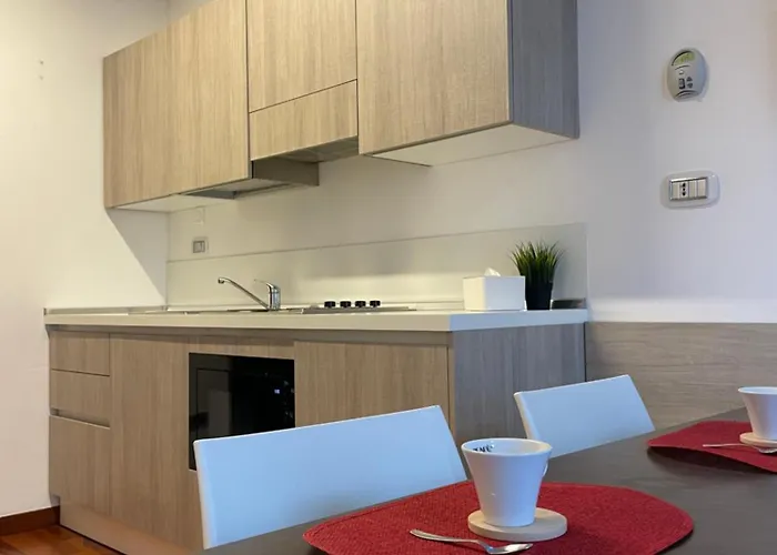 Residenze Ariston - Centralissimi - Narramondo * جوليانوفا